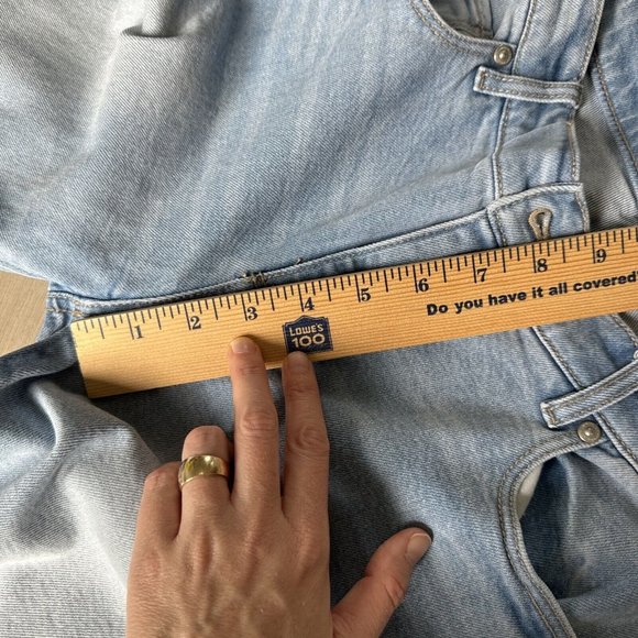 ANN TAYLOR LOFT WOMEN'S LIGHT WASH DISTRESSED STRAIGHT CROP BLUE JEANS SIZE 26/2 - Picture 10 of 10